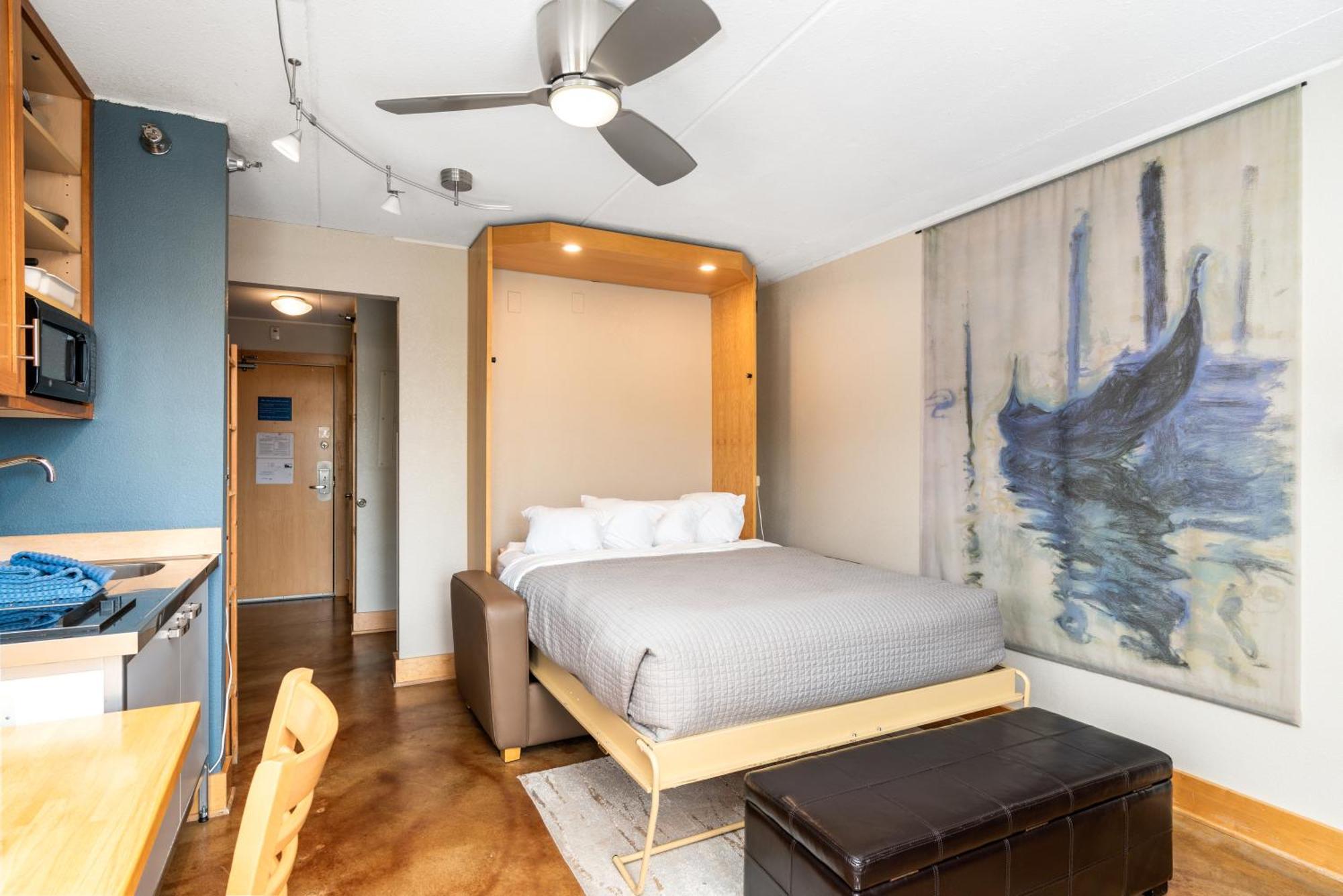 East Bay Suites 大马雷 外观 照片
