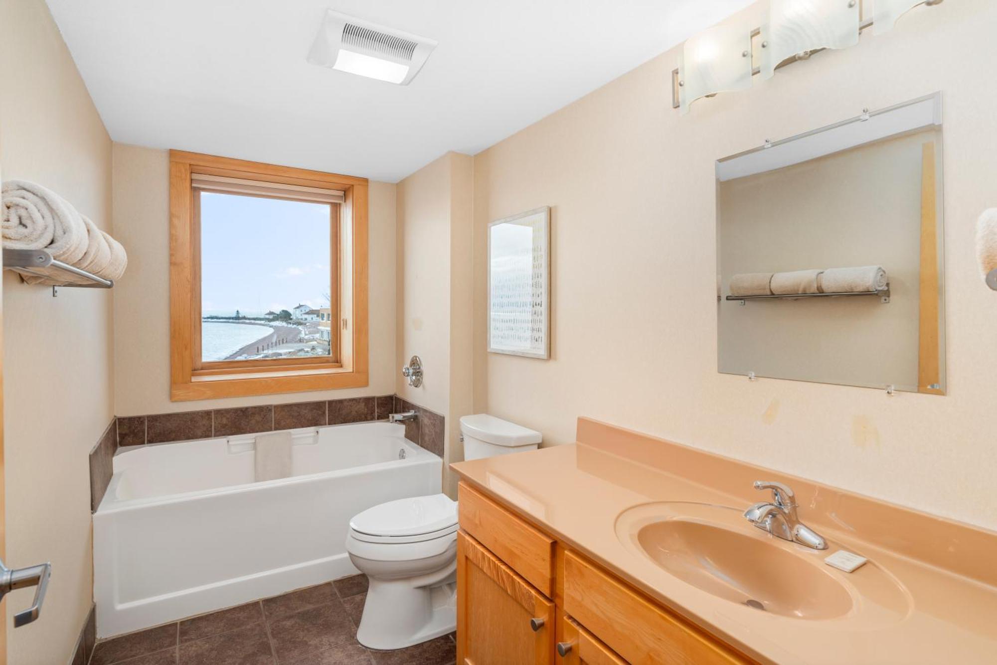 East Bay Suites 大马雷 外观 照片